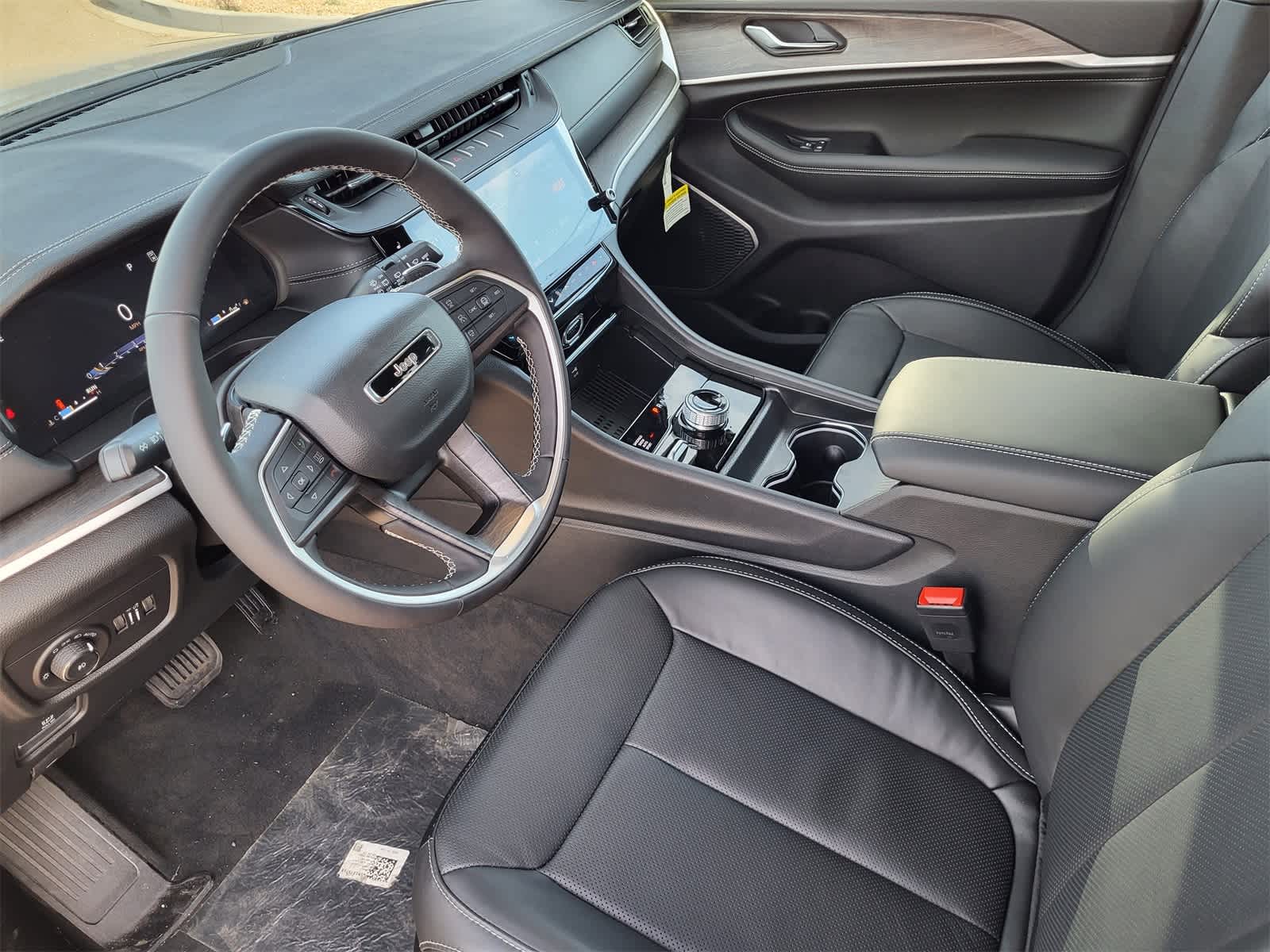 Thumbnail: 2026 Jeep Grand Cherokee - 9