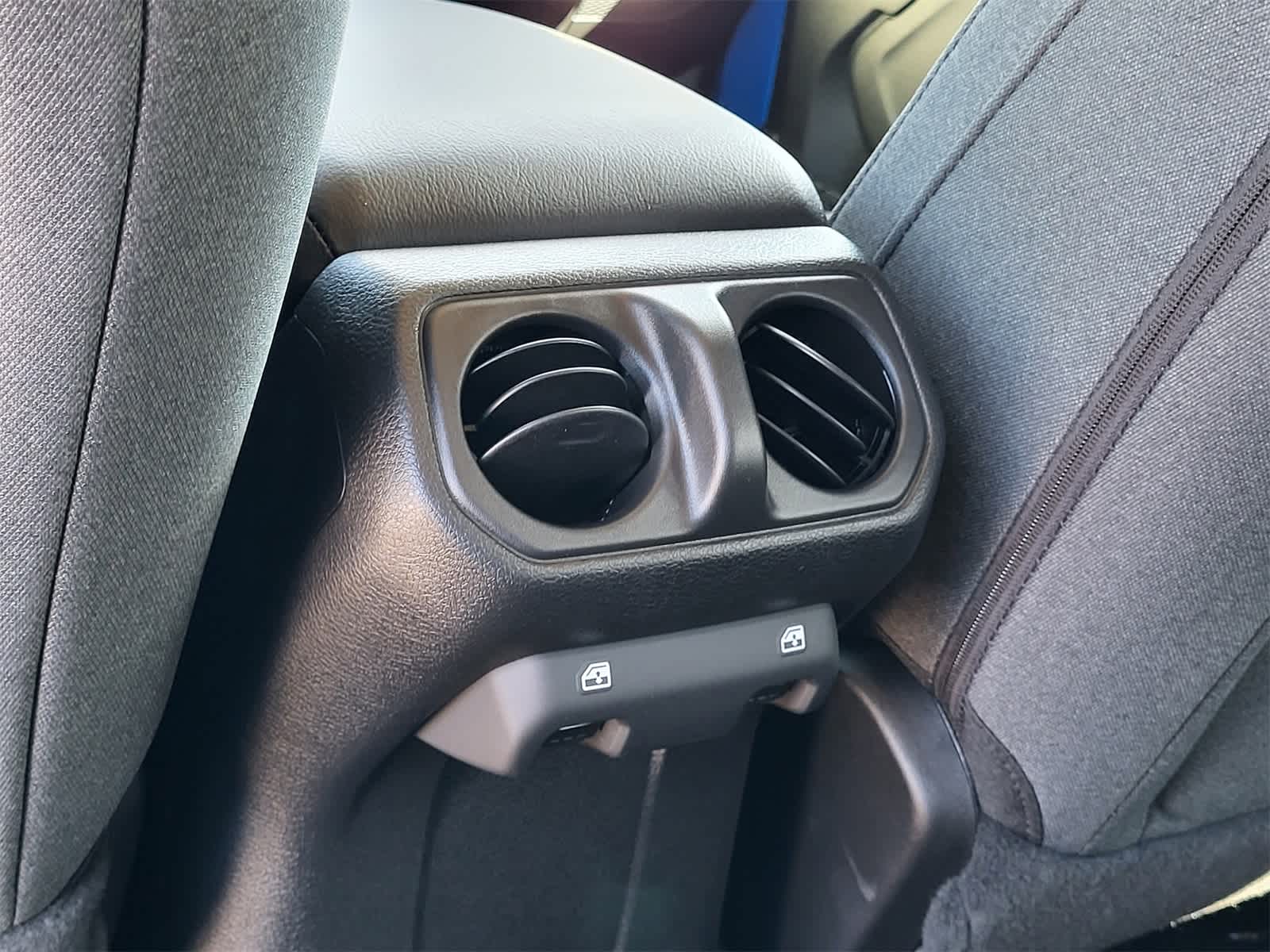 Thumbnail: 2025 Jeep Wrangler - 19