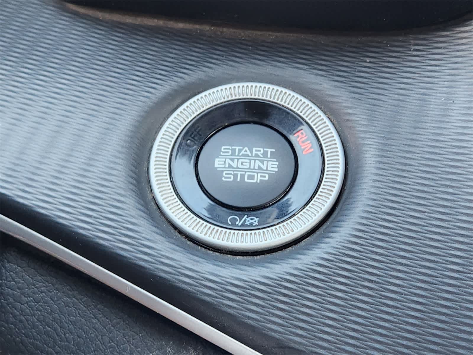 Thumbnail: 2023 Jeep Grand Cherokee - 20