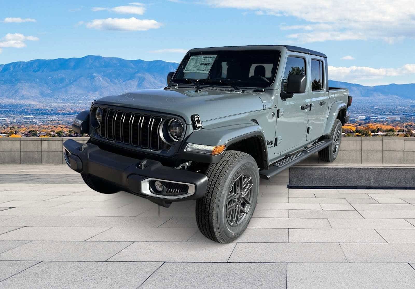 Thumbnail: 2025 Jeep Gladiator - 3