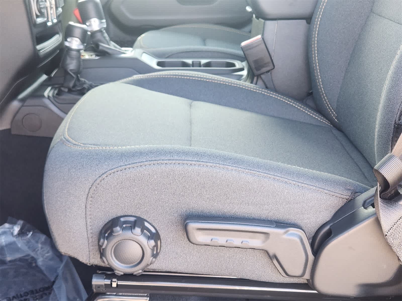 Thumbnail: 2025 Jeep Wrangler - 20