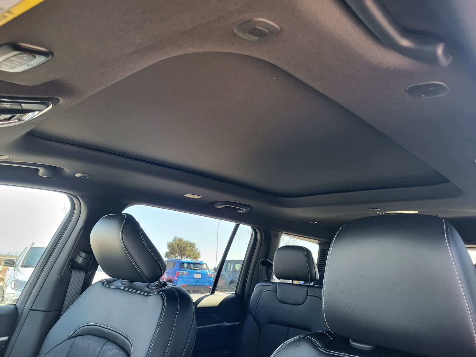 Thumbnail: 2026 Jeep Grand Cherokee L - 11