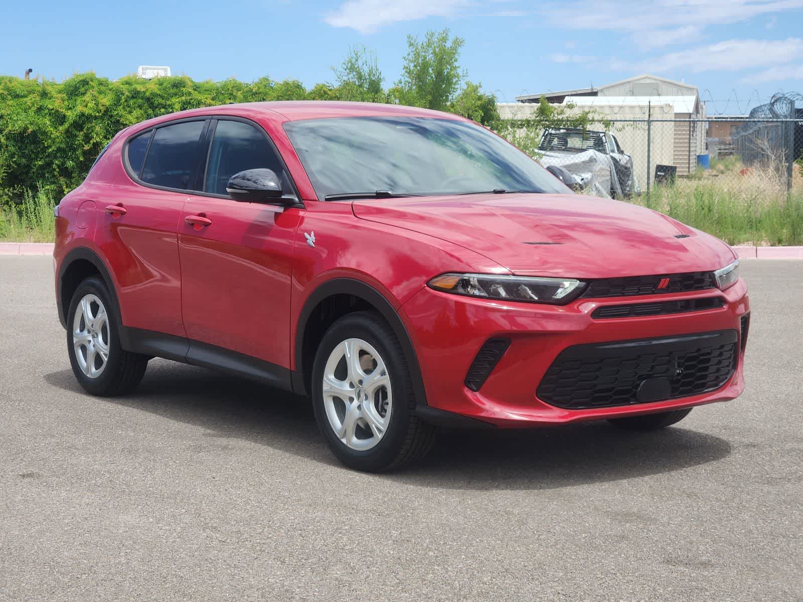 Thumbnail: 2025 Dodge Hornet - 3