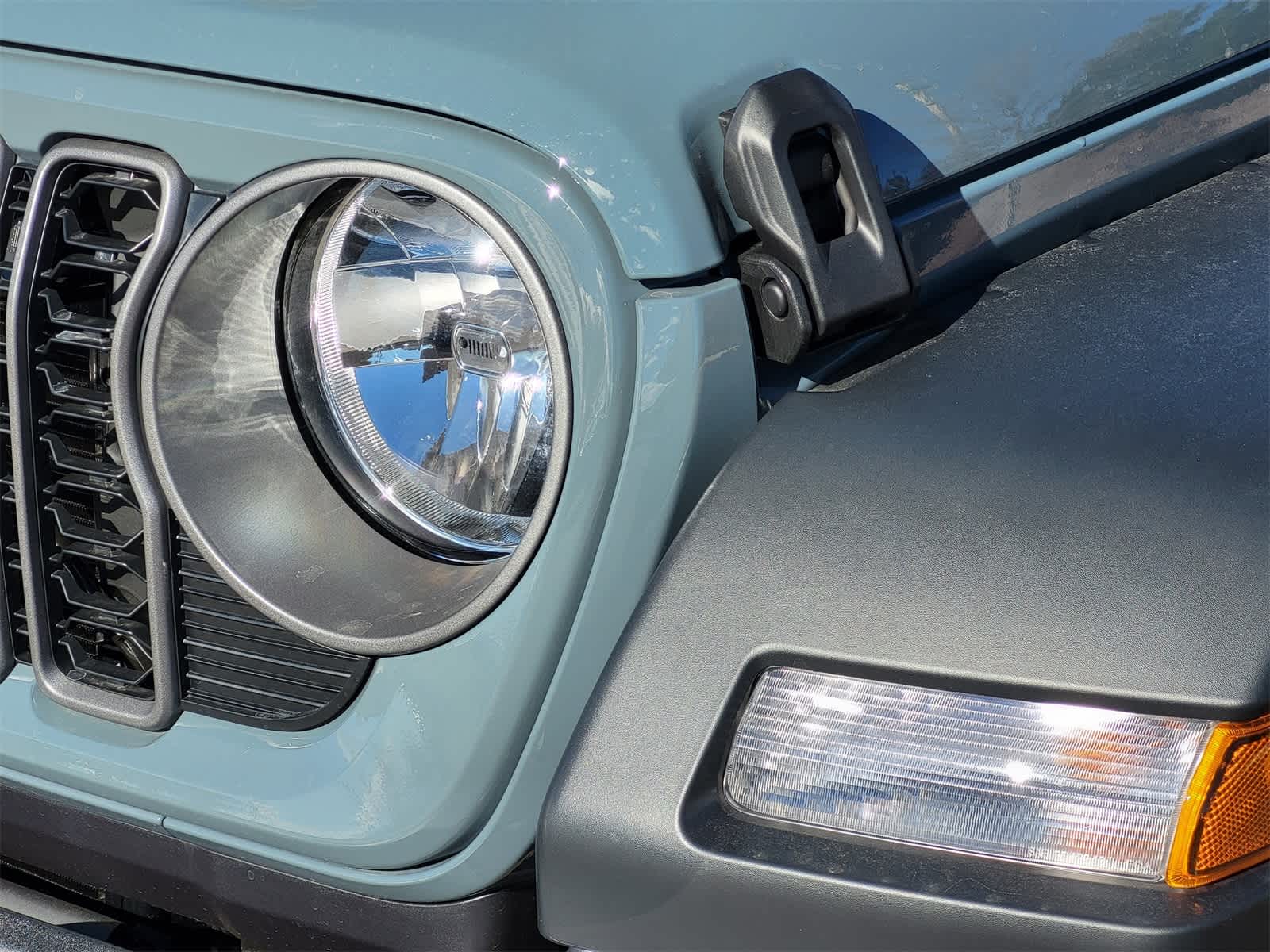 Thumbnail: 2026 Jeep Wrangler - 5