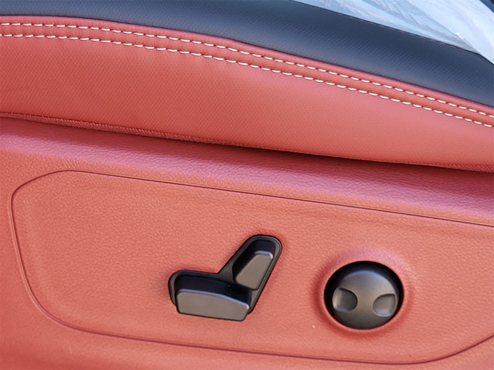 Thumbnail: 2026 RAM 1500 - 10