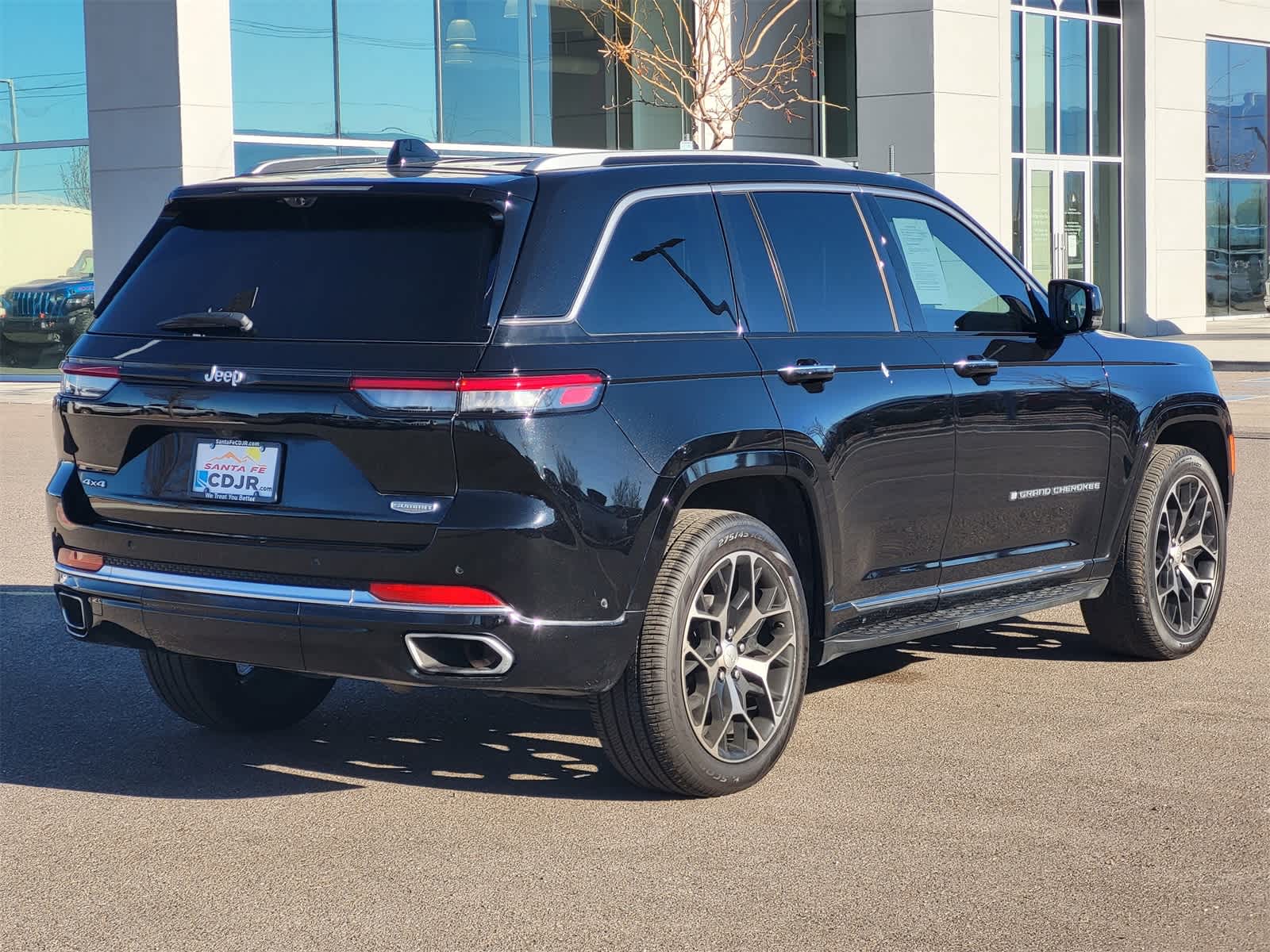 Thumbnail: 2023 Jeep Grand Cherokee - 5