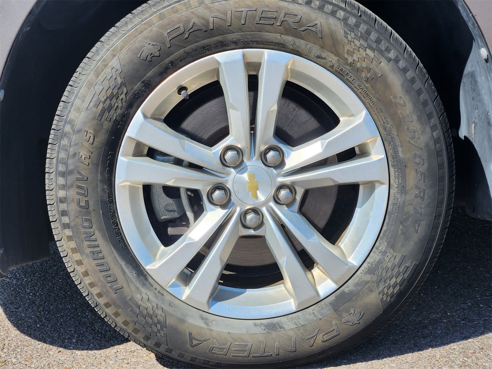 Thumbnail: 2012 Chevrolet Equinox - 10