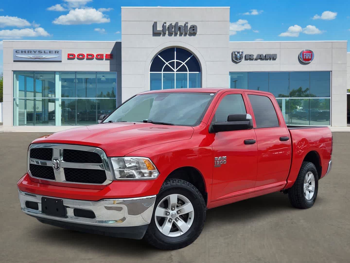 2023 RAM 1500 Classic SLT 4x4 Crew Cab 5'7's photo