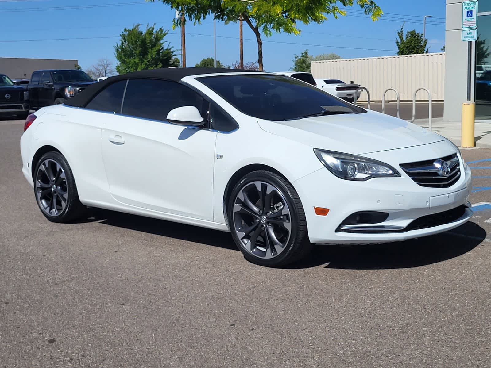 Thumbnail: 2019 Buick Cascada - 3