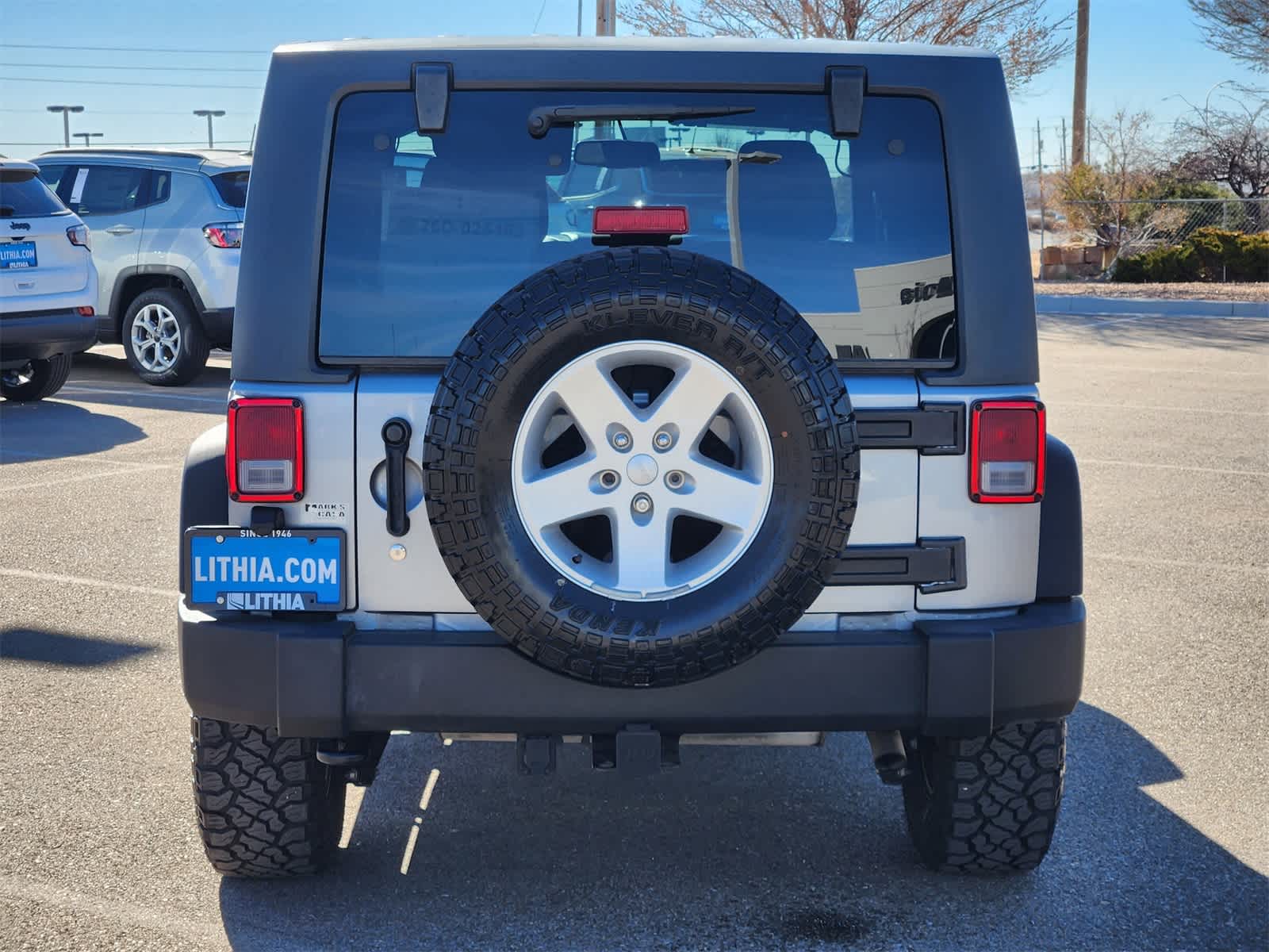 Thumbnail: 2017 Jeep Wrangler - 9