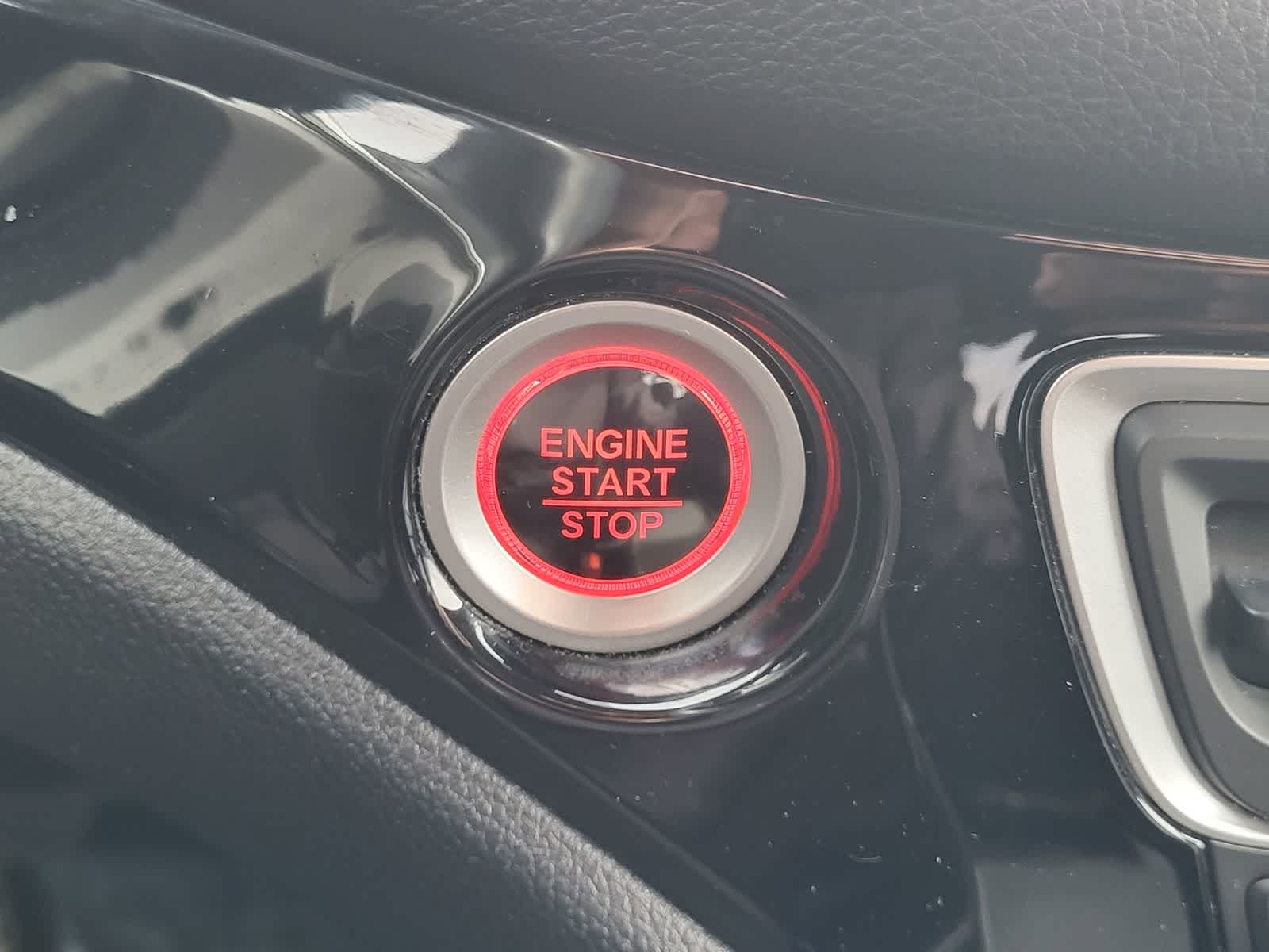 Thumbnail: 2018 Honda Pilot - 21