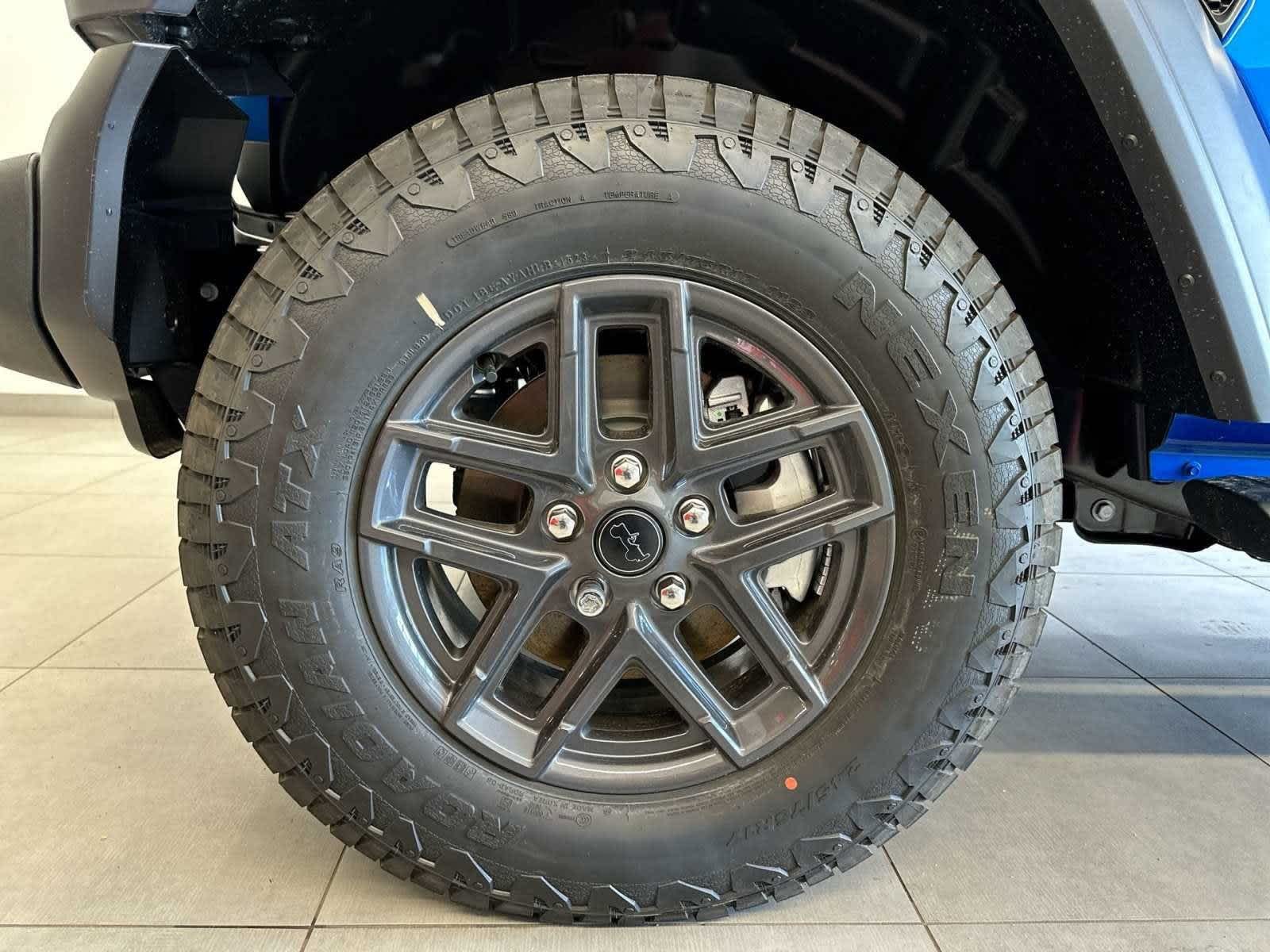Thumbnail: 2024 Jeep Wrangler - 19