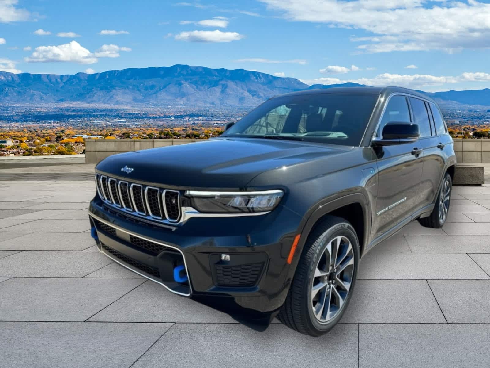 2024 Jeep Grand Cherokee Overland 4xe 4x4's photo