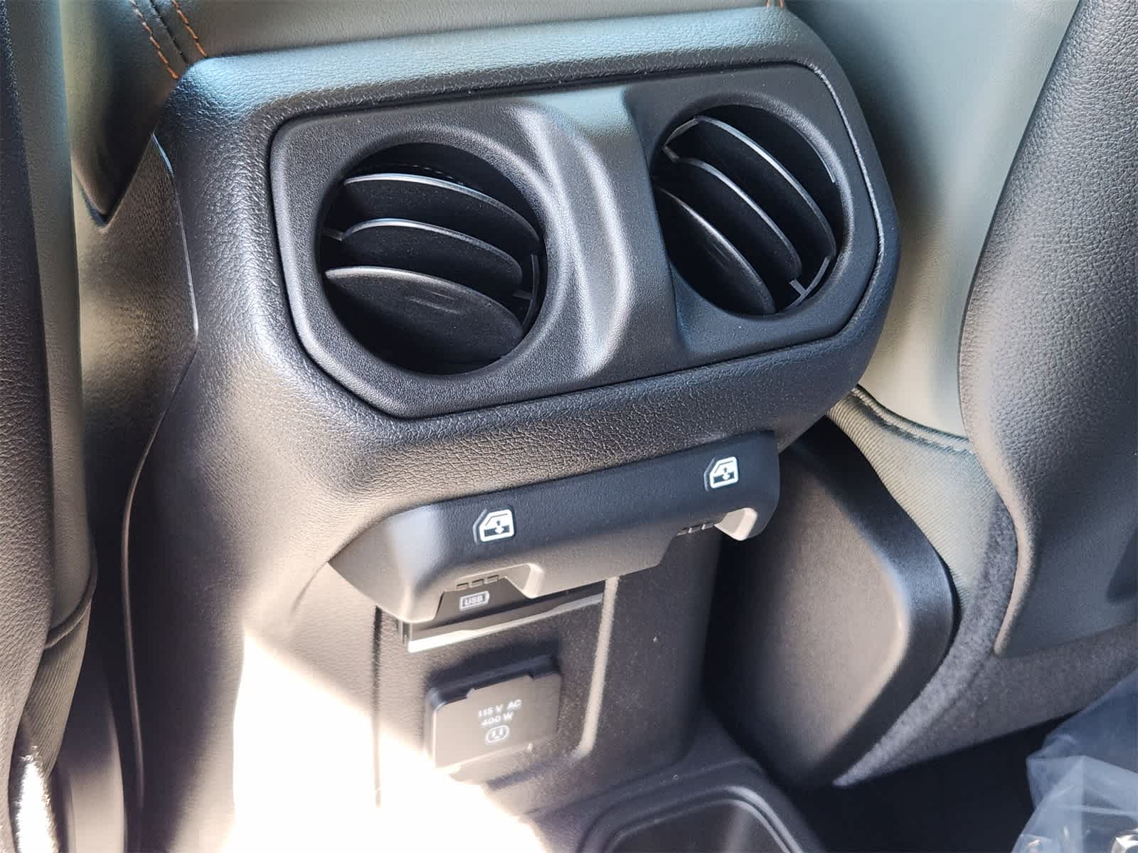 Thumbnail: 2025 Jeep Gladiator - 28