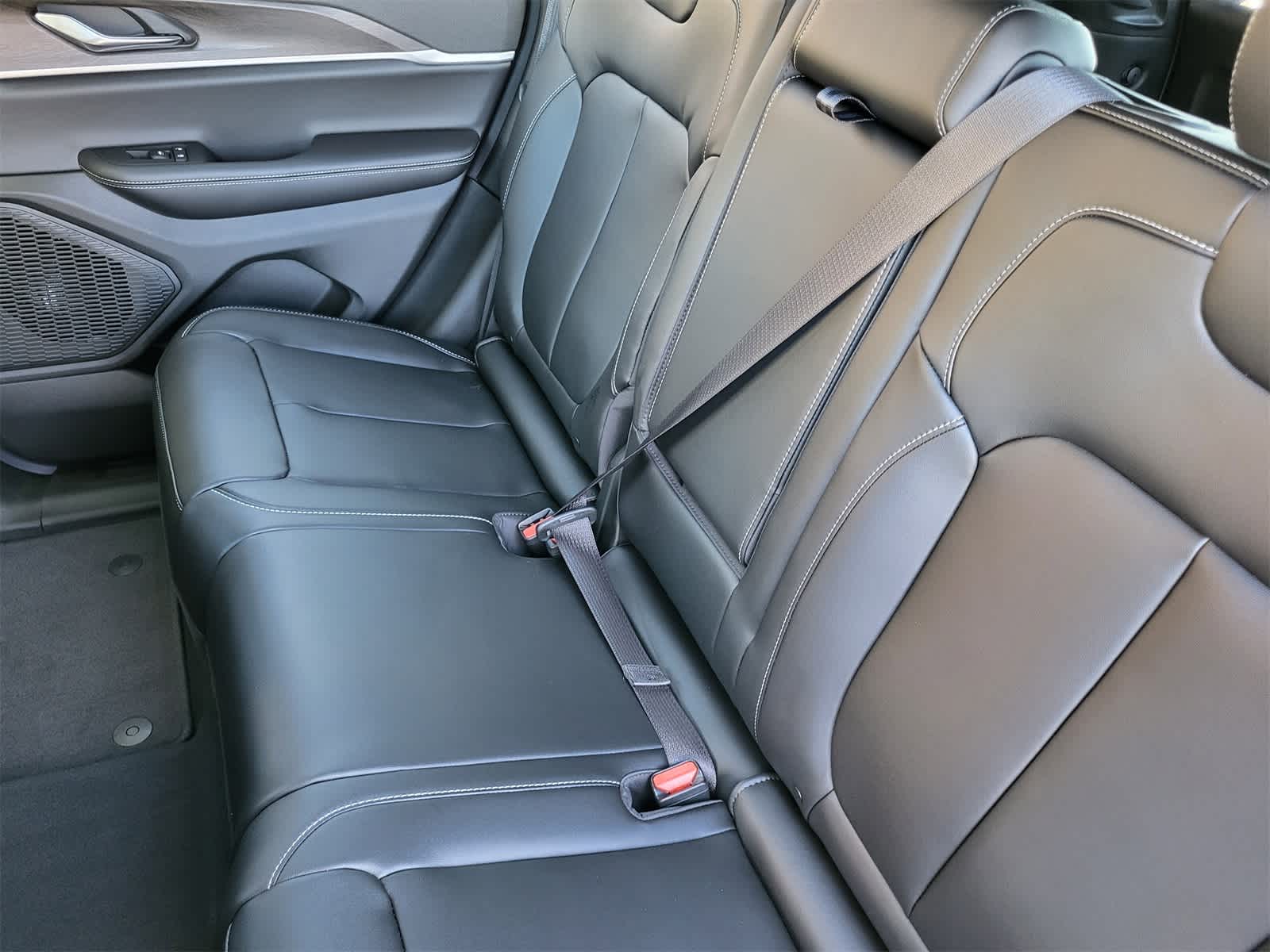 Thumbnail: 2025 Jeep Grand Cherokee - 20