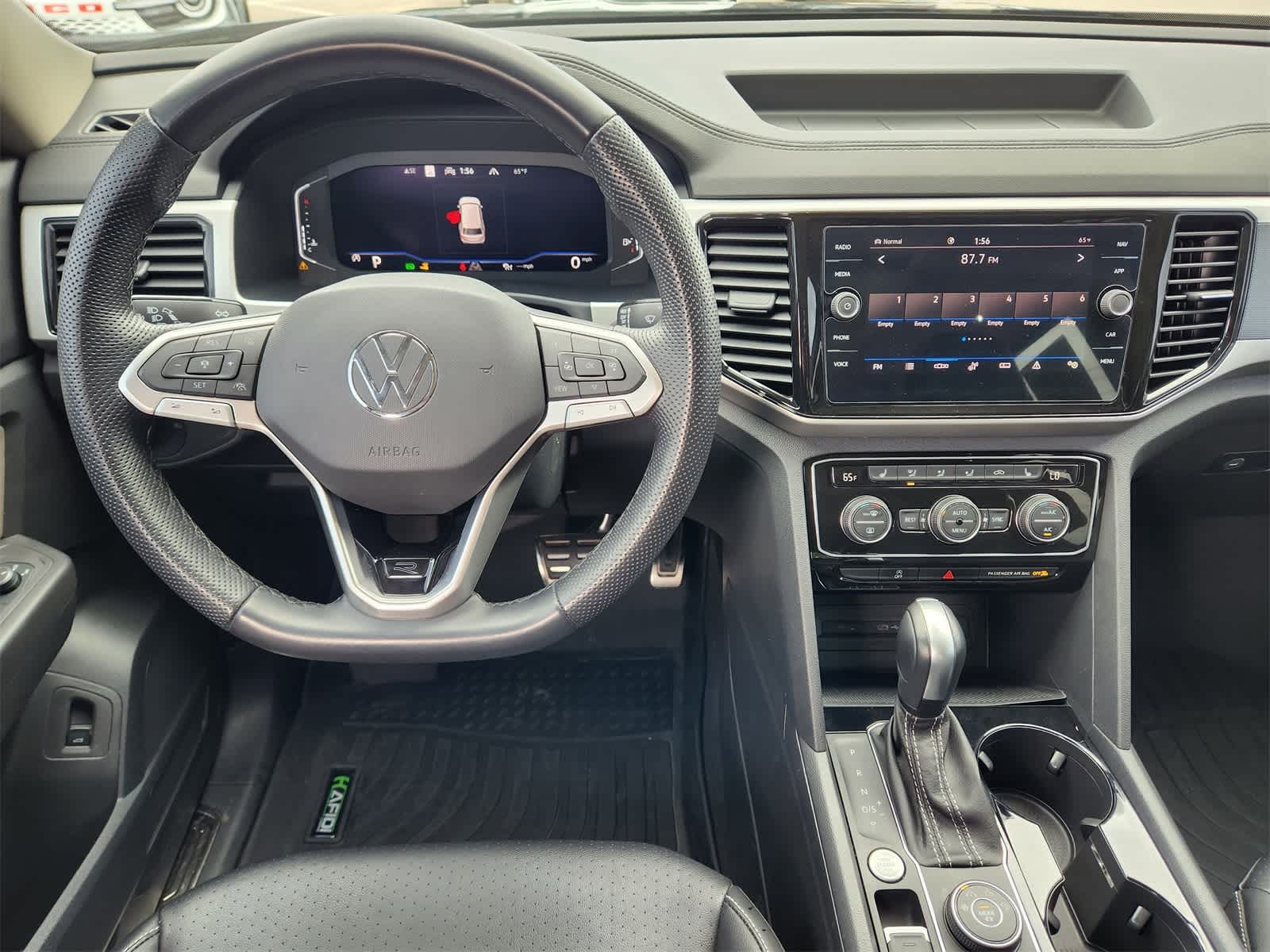 Thumbnail: 2023 Volkswagen Atlas - 27