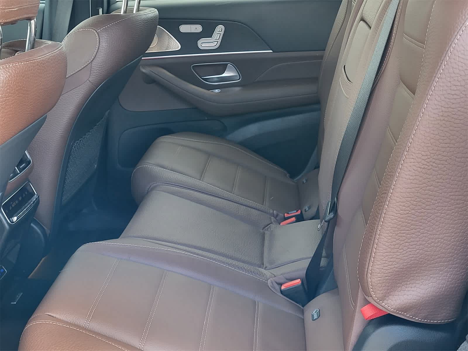 Thumbnail: 2024 Mercedes-Benz GLS - 28