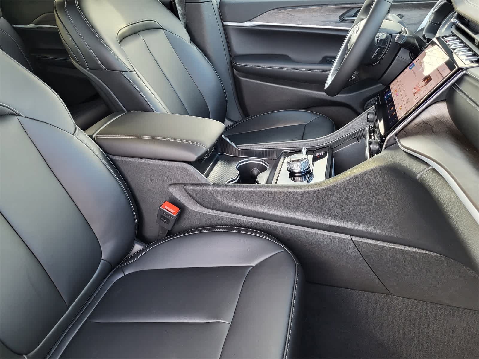 Thumbnail: 2025 Jeep Grand Cherokee L - 10