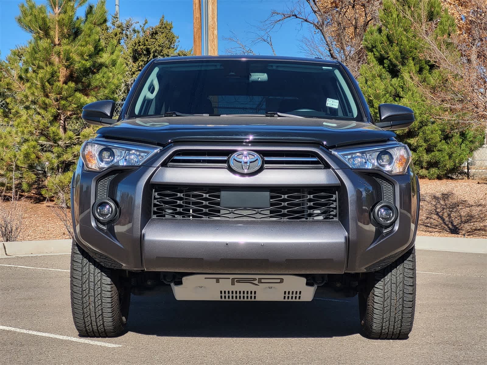 2022 Toyota 4Runner SR5 photo 2