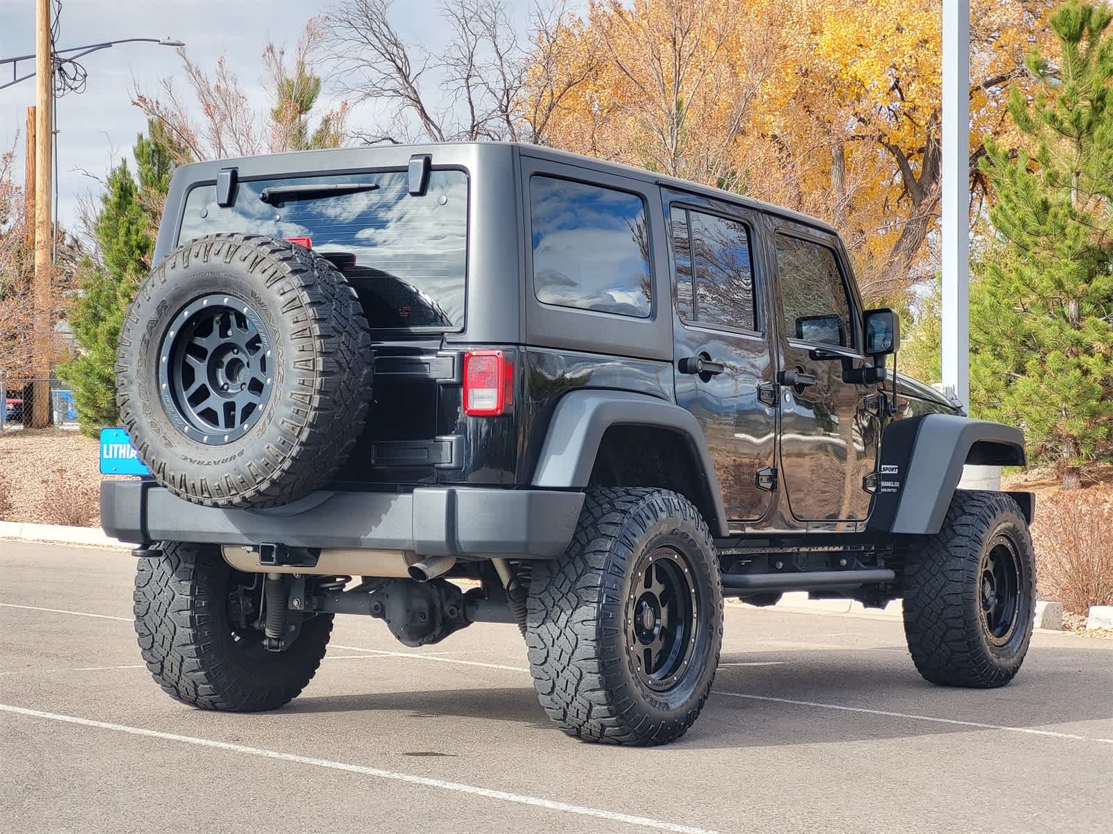 Thumbnail: 2016 Jeep Wrangler - 5