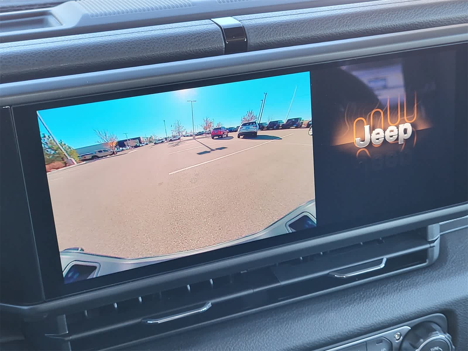 Thumbnail: 2026 Jeep Gladiator - 11