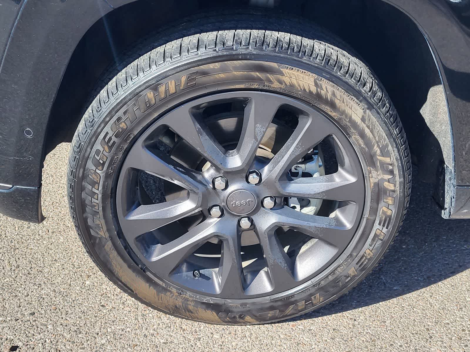 Thumbnail: 2018 Jeep Grand Cherokee - 9