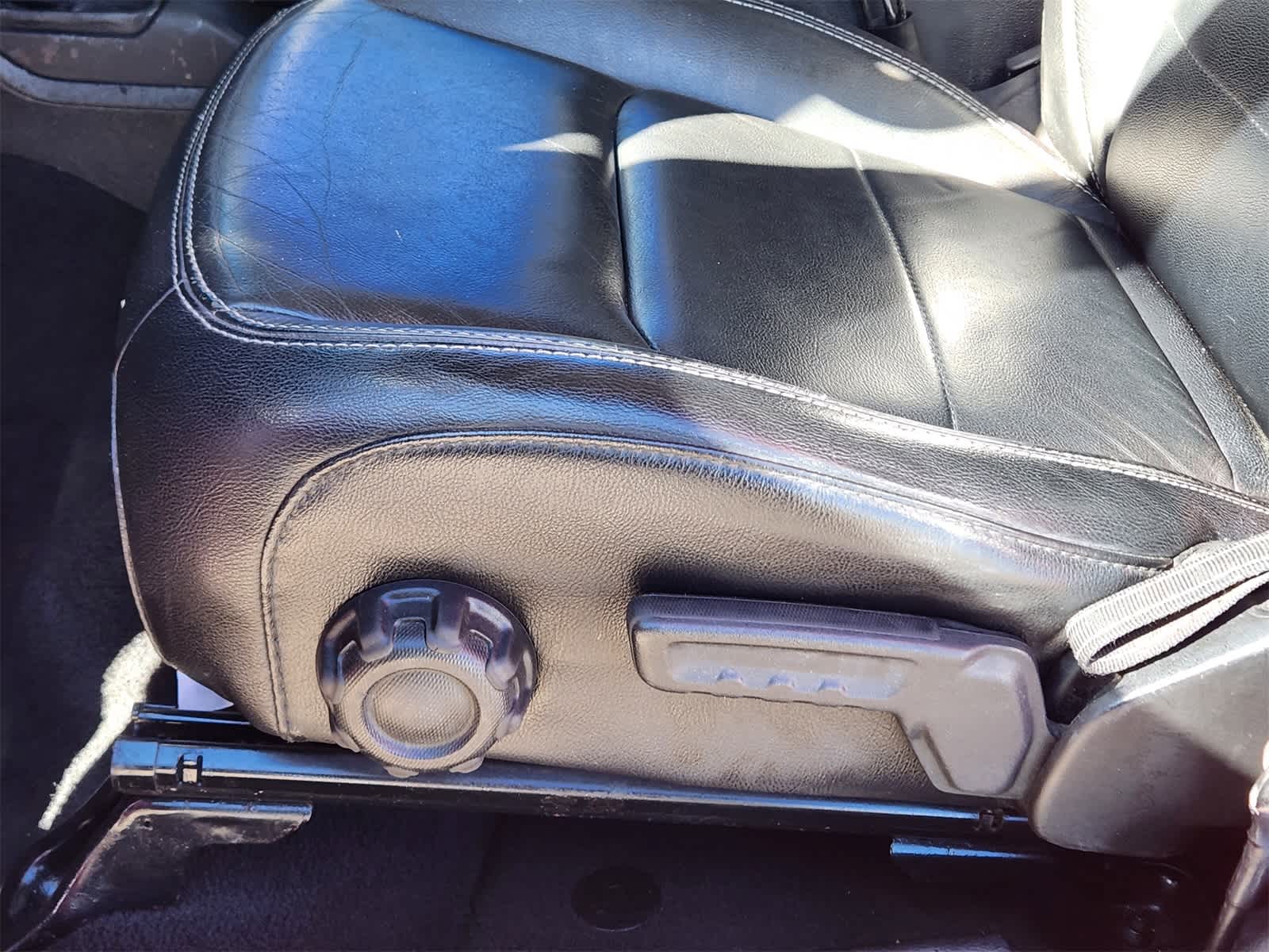 Thumbnail: 2020 Jeep Gladiator - 15