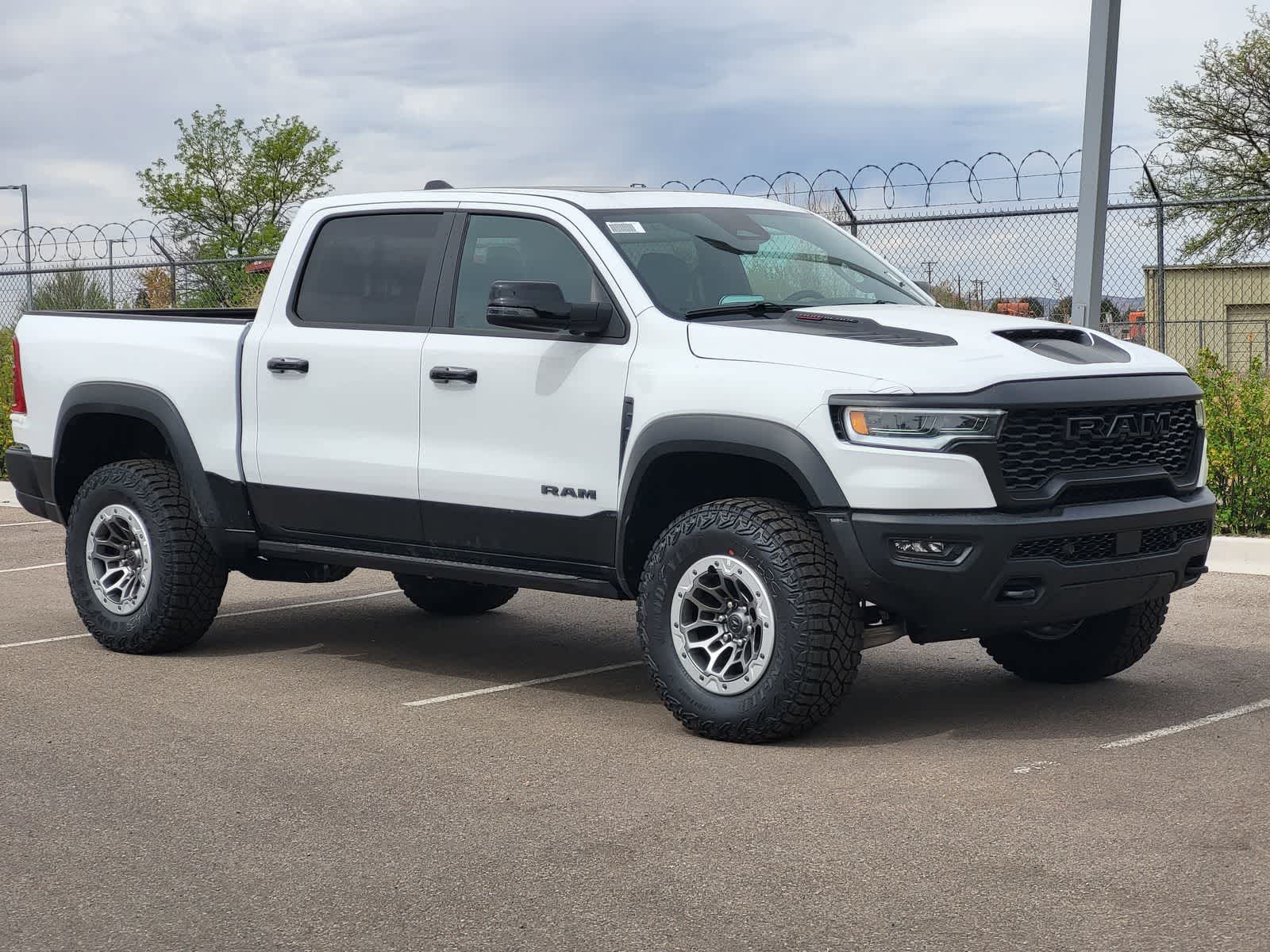 Thumbnail: 2026 RAM 1500 - 3