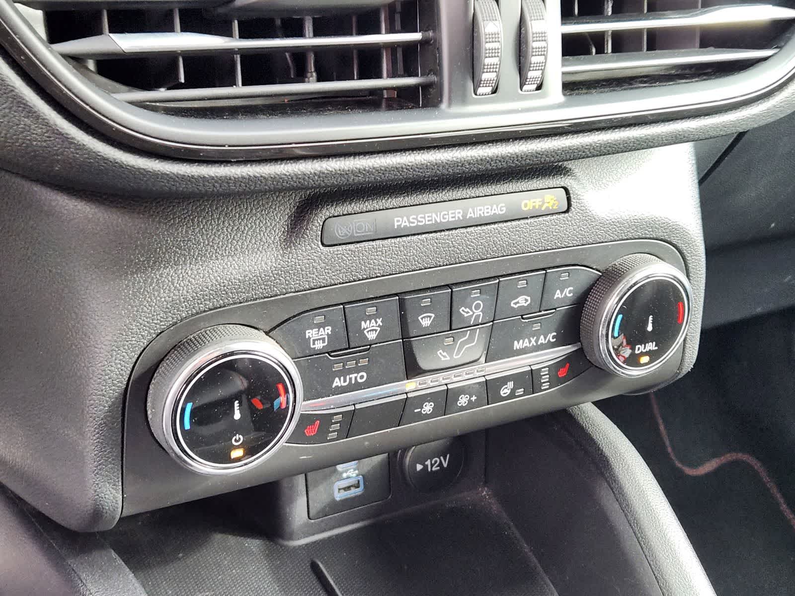 Thumbnail: 2023 Ford Escape - 20