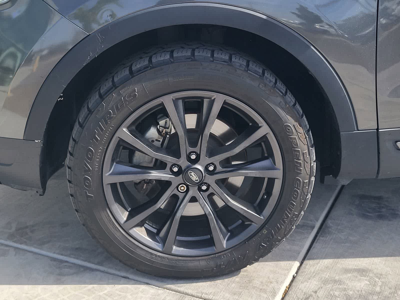 Thumbnail: 2019 Ford Explorer - 9