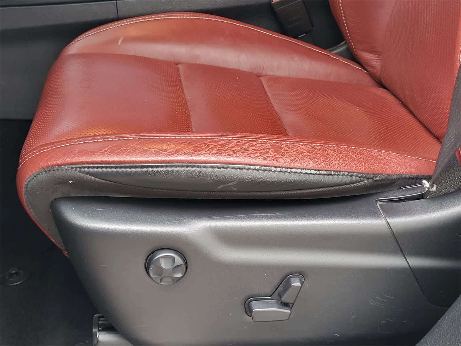 Thumbnail: 2023 Dodge Durango - 22