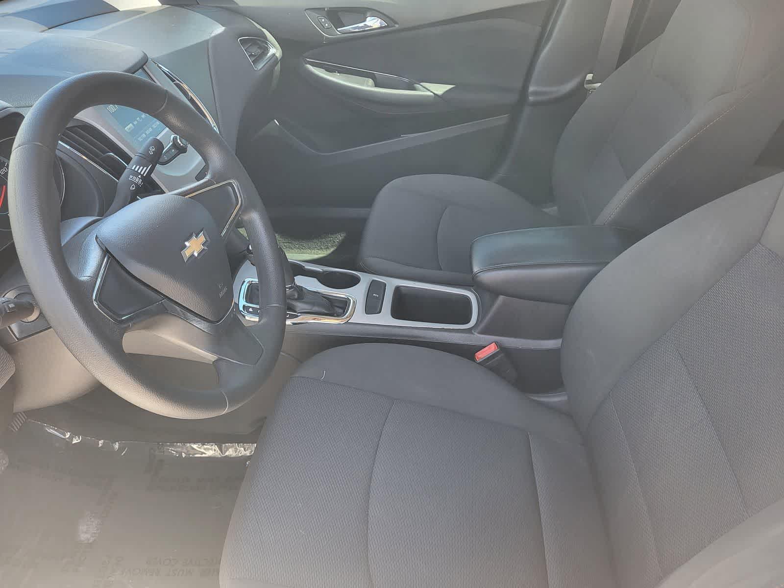 Thumbnail: 2017 Chevrolet Cruze - 23