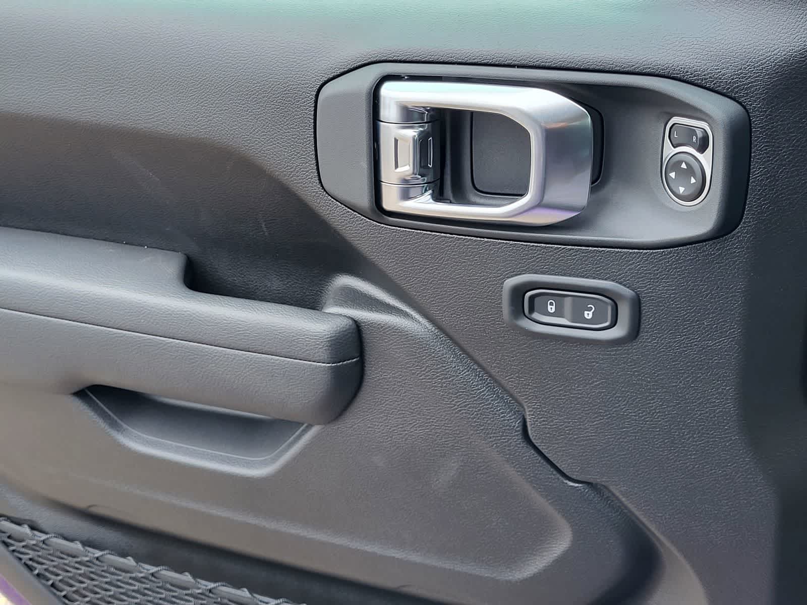 Thumbnail: 2026 Jeep Wrangler - 13