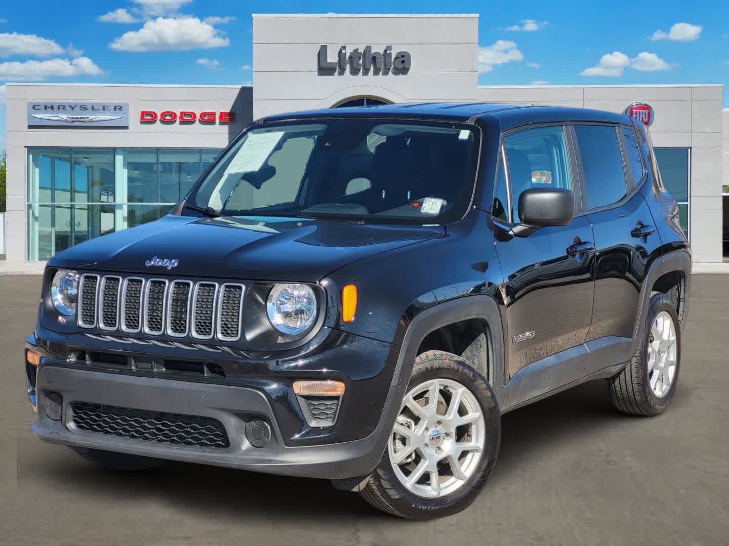 2023 Jeep Renegade Latitude 4x4's photo