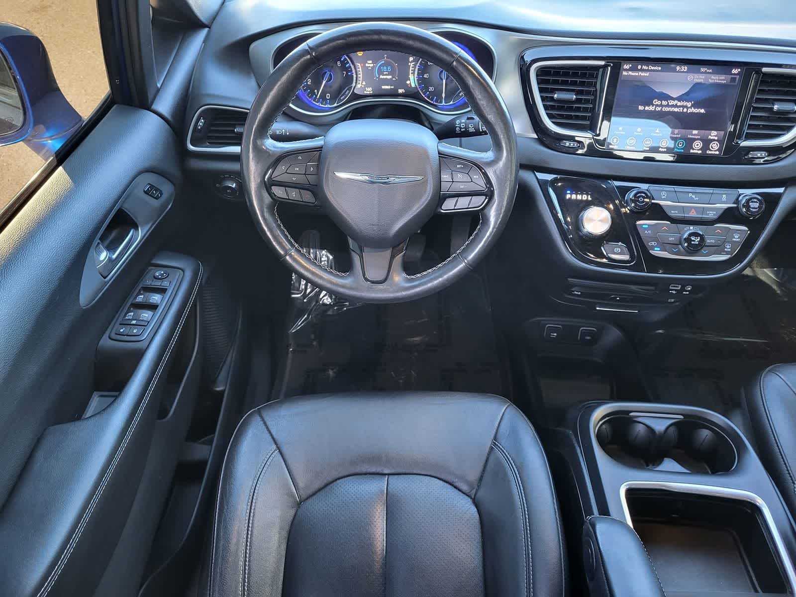 Thumbnail: 2020 Chrysler Pacifica - 24