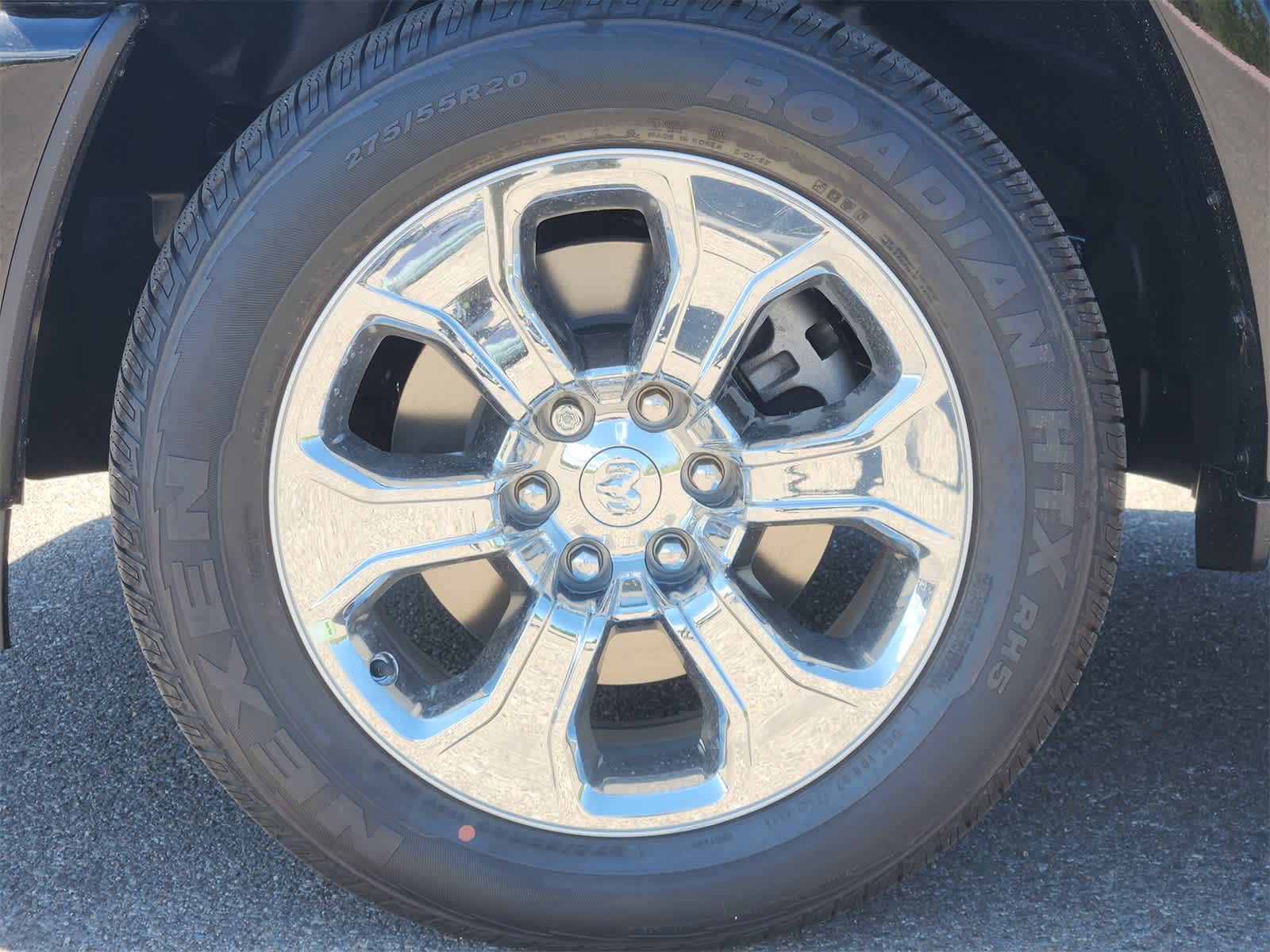 Thumbnail: 2026 RAM 1500 - 10