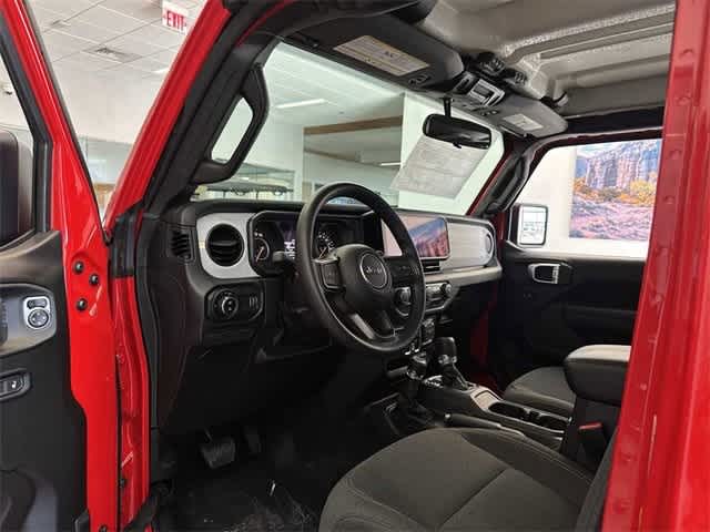 Thumbnail: 2025 Jeep Gladiator - 10