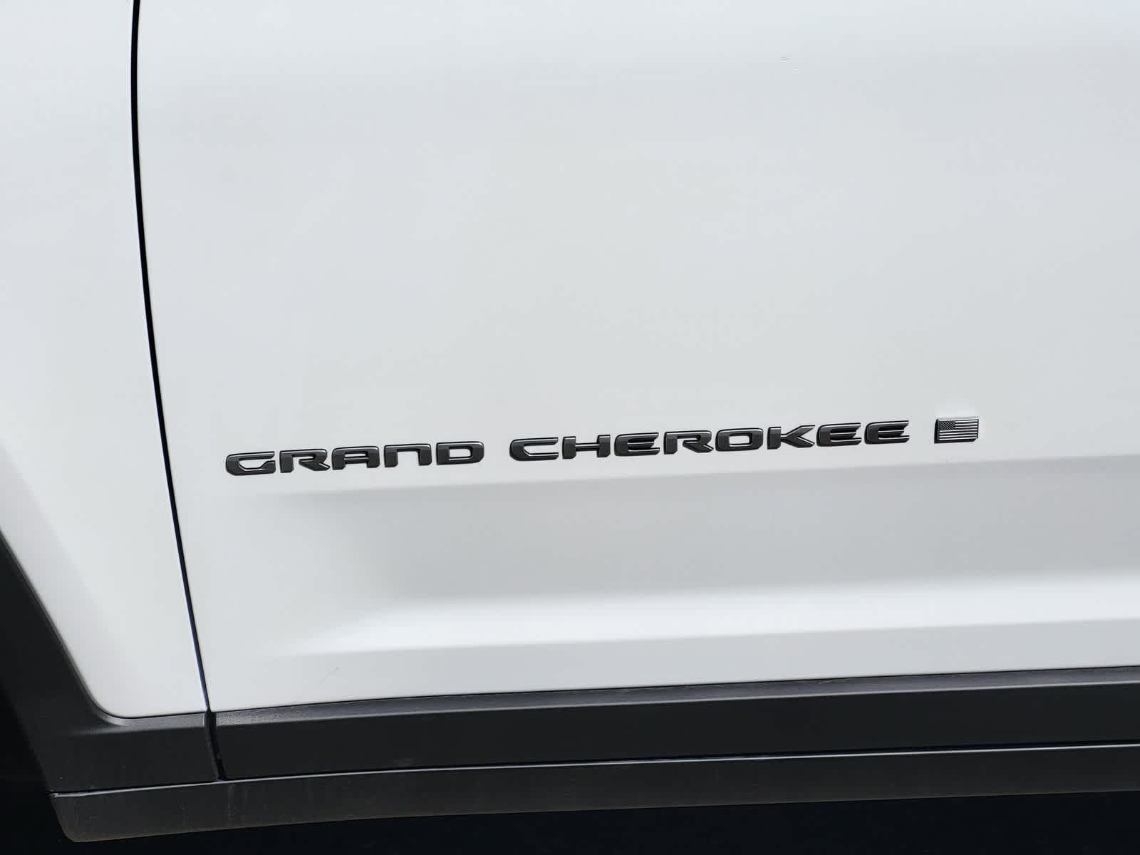 Thumbnail: 2026 Jeep Grand Cherokee - 8