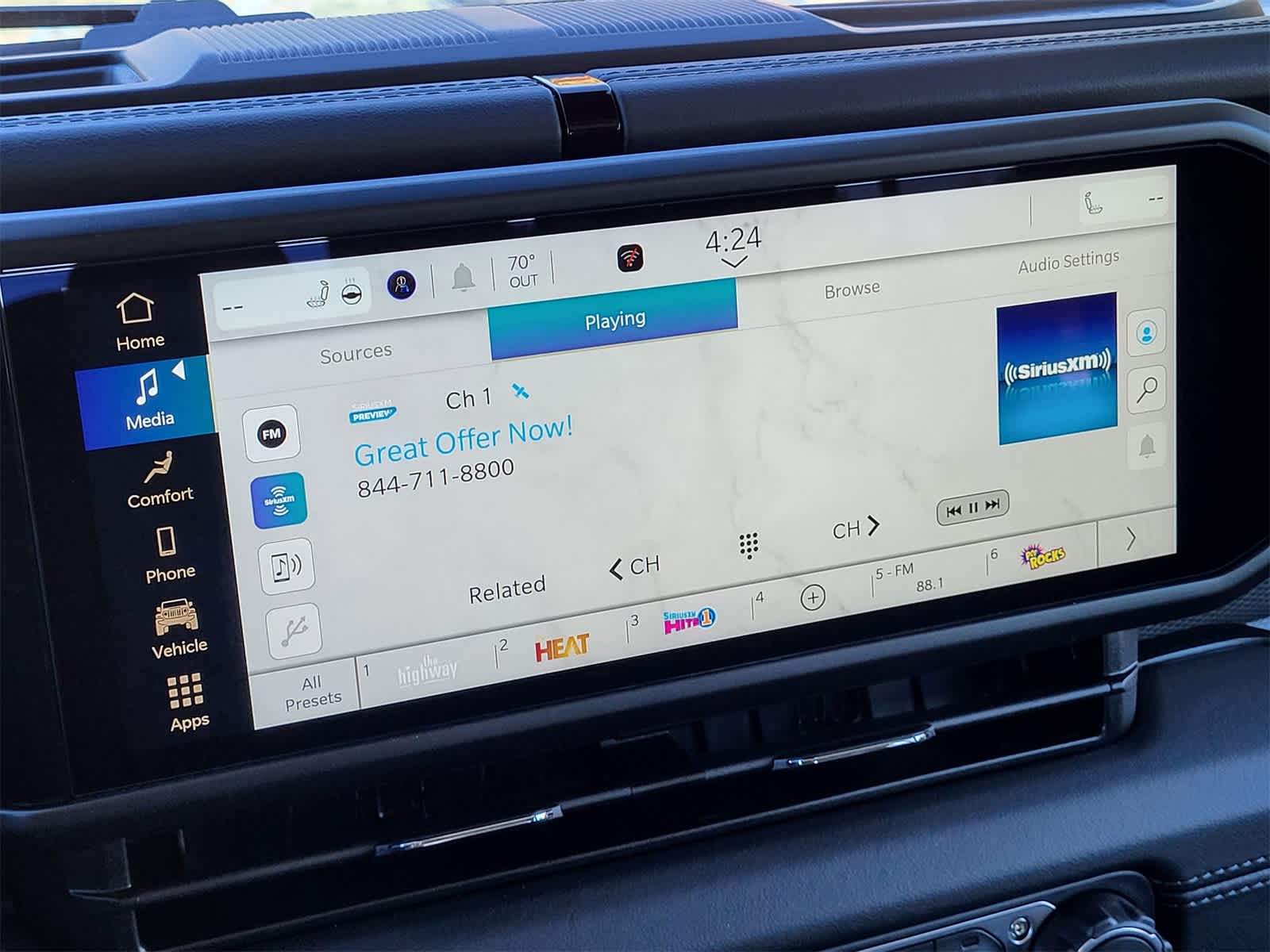 Thumbnail: 2025 Jeep Gladiator - 10