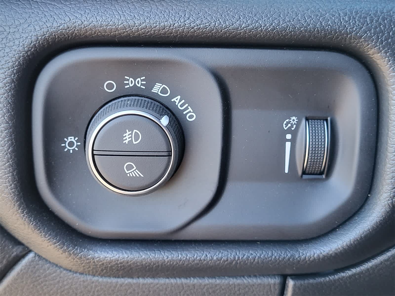 Thumbnail: 2026 RAM 3500 - 14