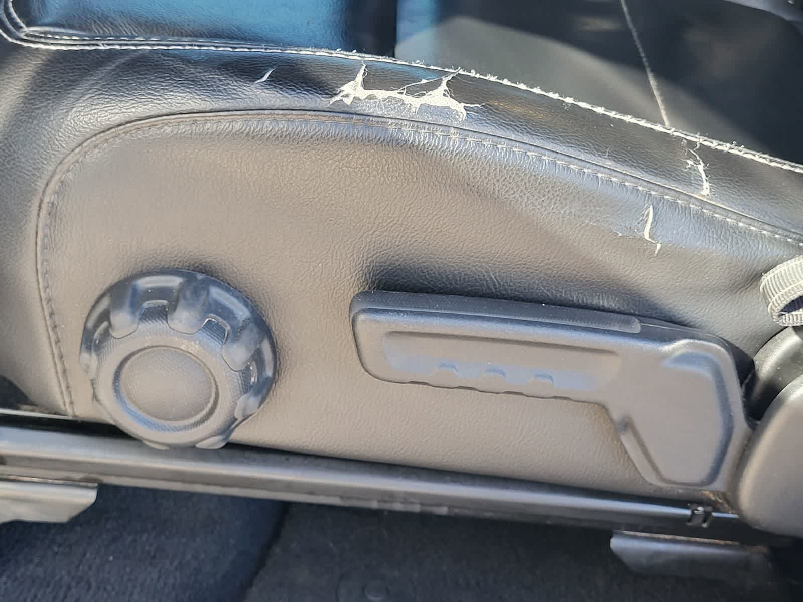 Thumbnail: 2020 Jeep Gladiator - 13