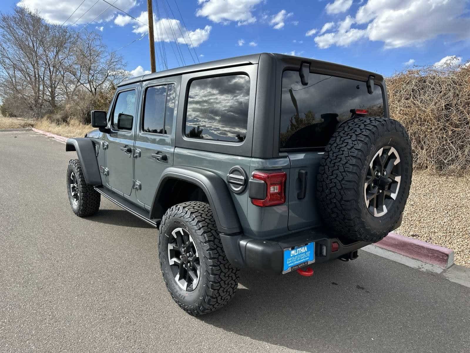 Thumbnail: 2024 Jeep Wrangler - 14