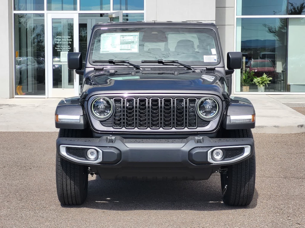 New 2026 Jeep Gladiator Sahara Pickup