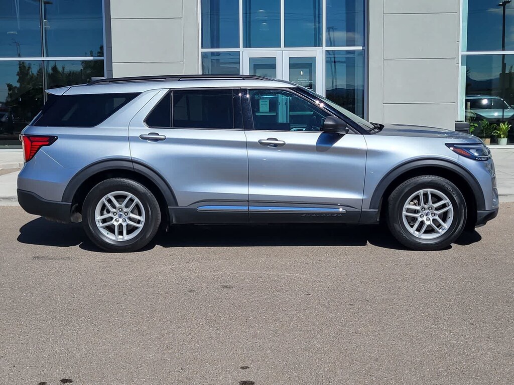 Used 2025 Ford Explorer Active SUV