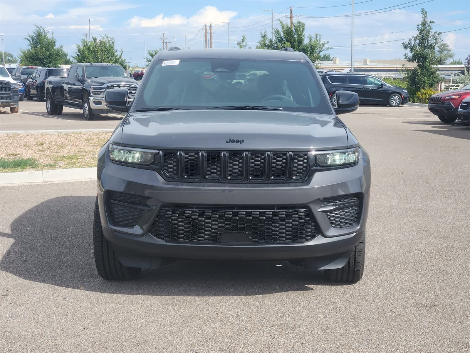 Thumbnail: 2025 Jeep Grand Cherokee - 2