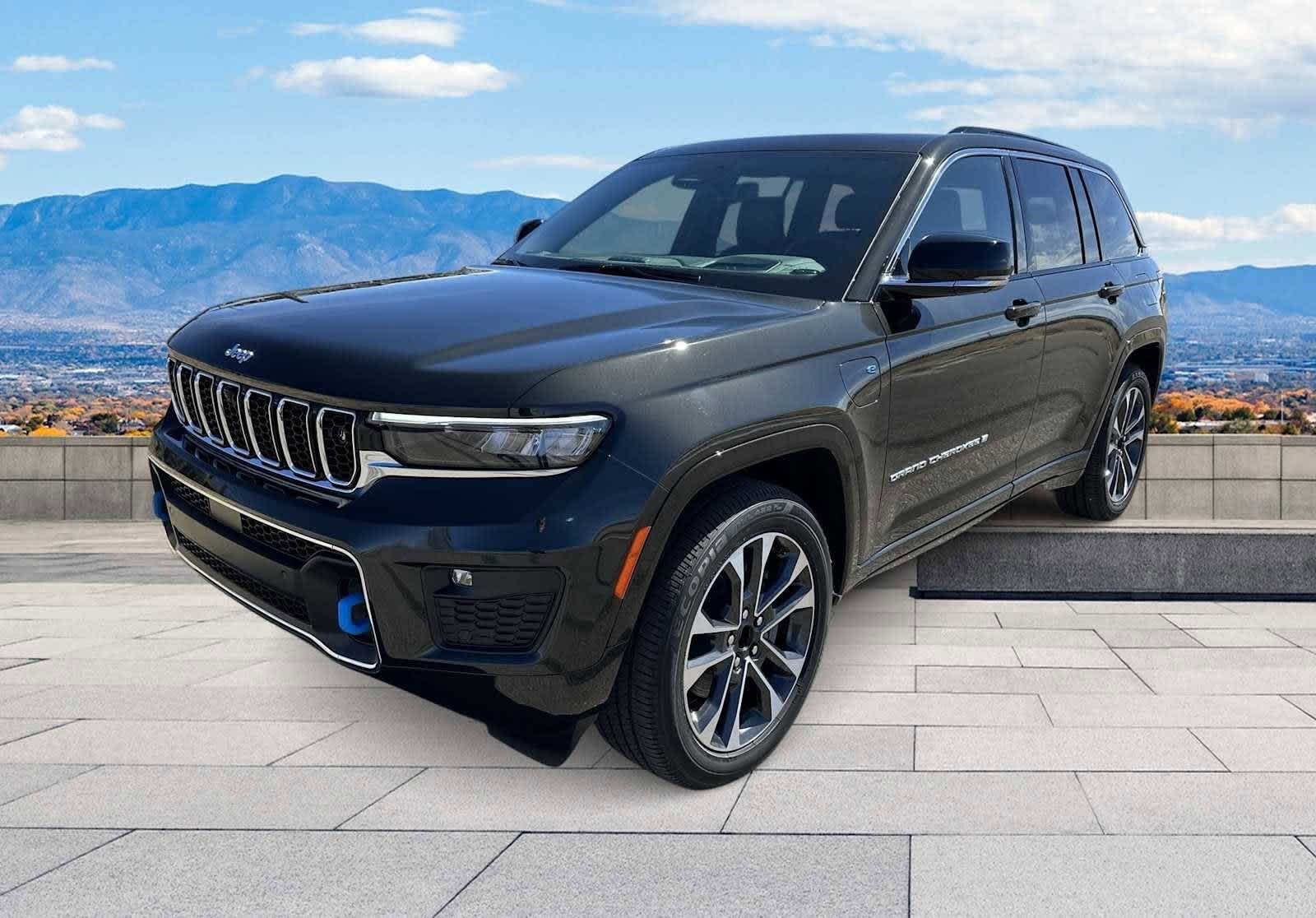 Thumbnail: 2024 Jeep Grand Cherokee - 3