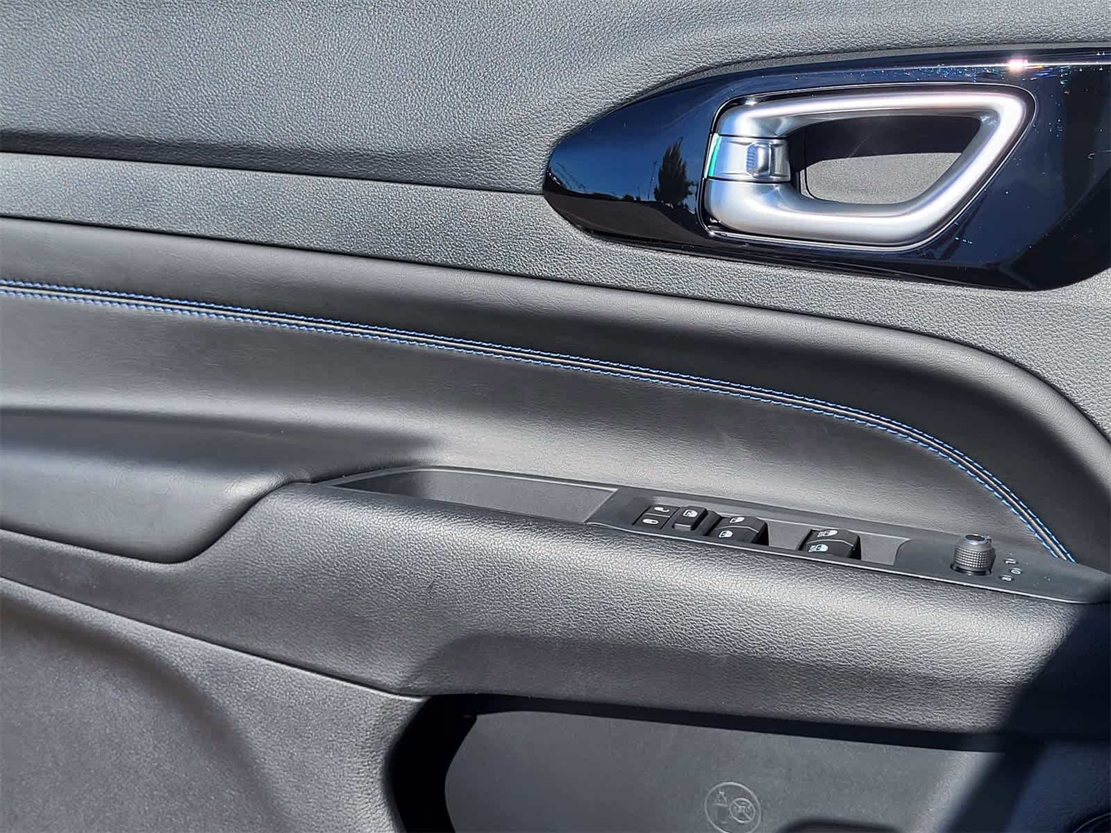 Thumbnail: 2026 Jeep Compass - 15