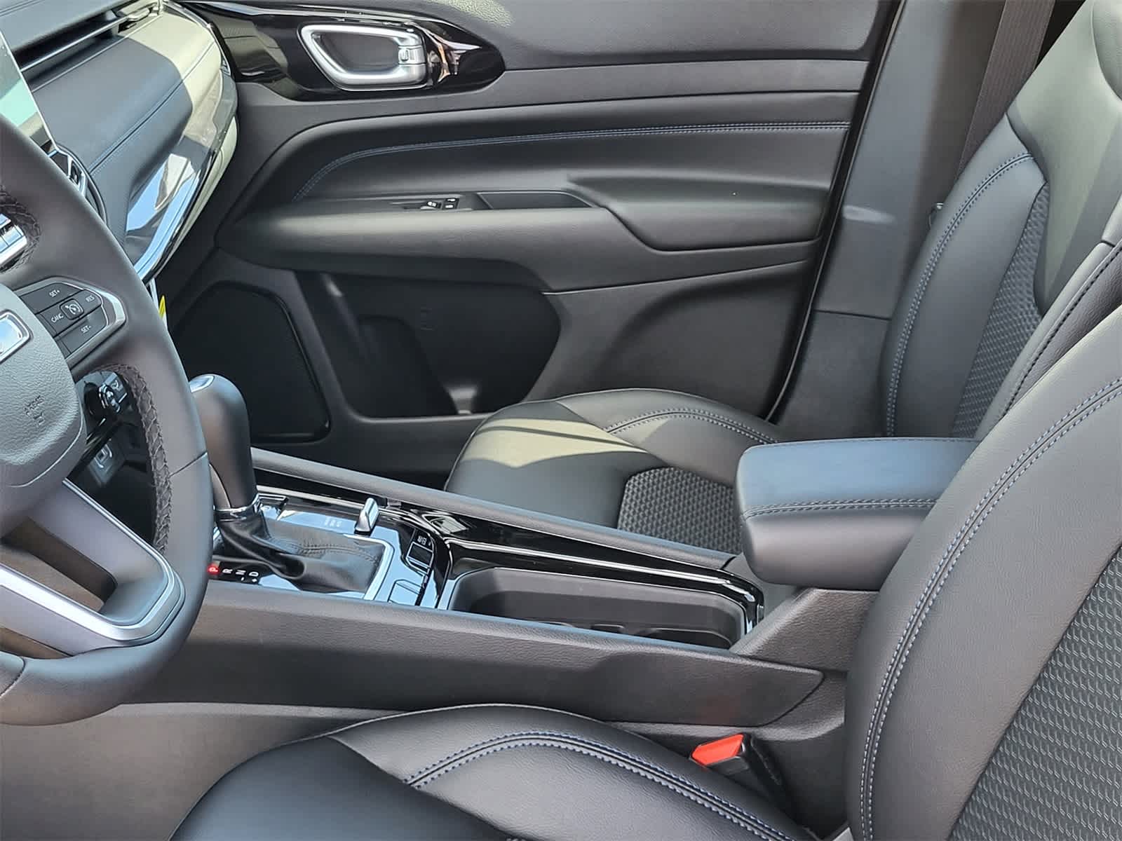 Thumbnail: 2026 Jeep Compass - 21