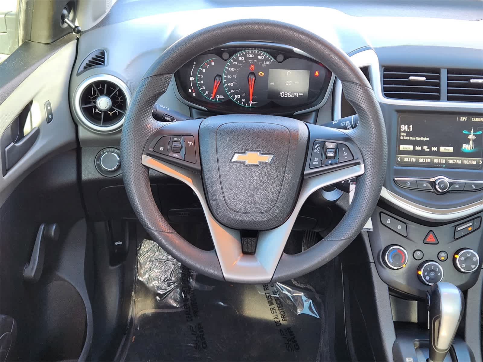 Thumbnail: 2017 Chevrolet Sonic - 22