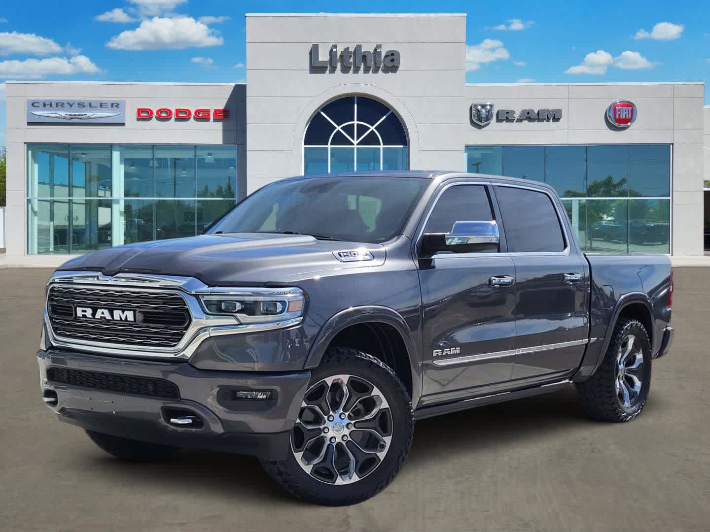 2019 RAM 1500 Limited 4x4 Crew Cab 5'7's photo